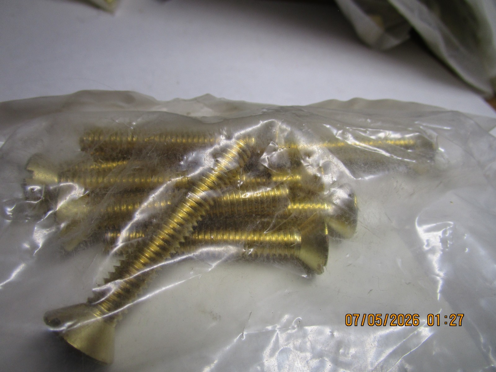 5/16″-18 x 2″ Brass Slotted Flat Head Machine Screw QTY 10