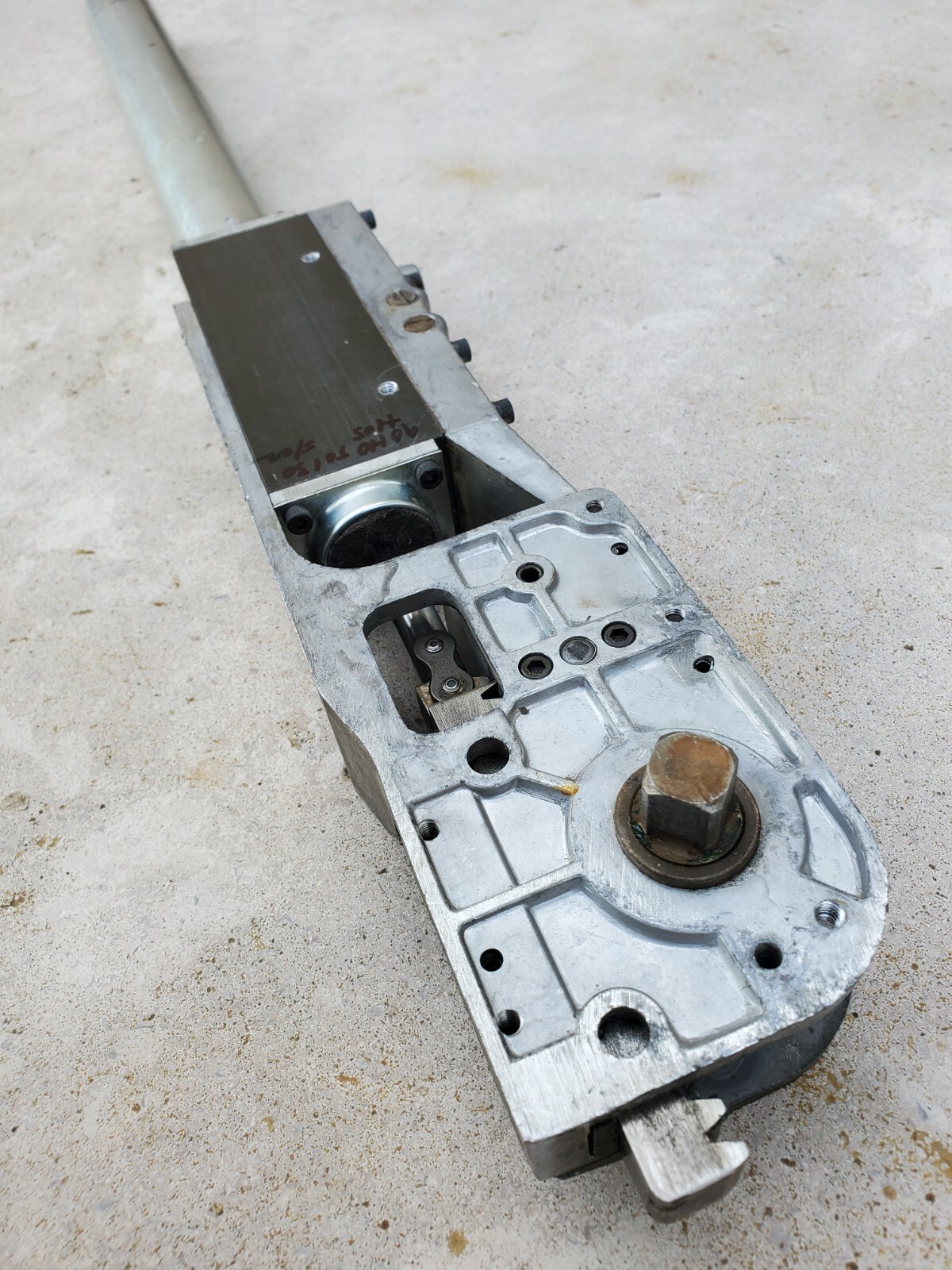 Kawneer M2 Replacement! Concealed Door Closer Rebuilt Help W INSTALLATION 🪛🔨