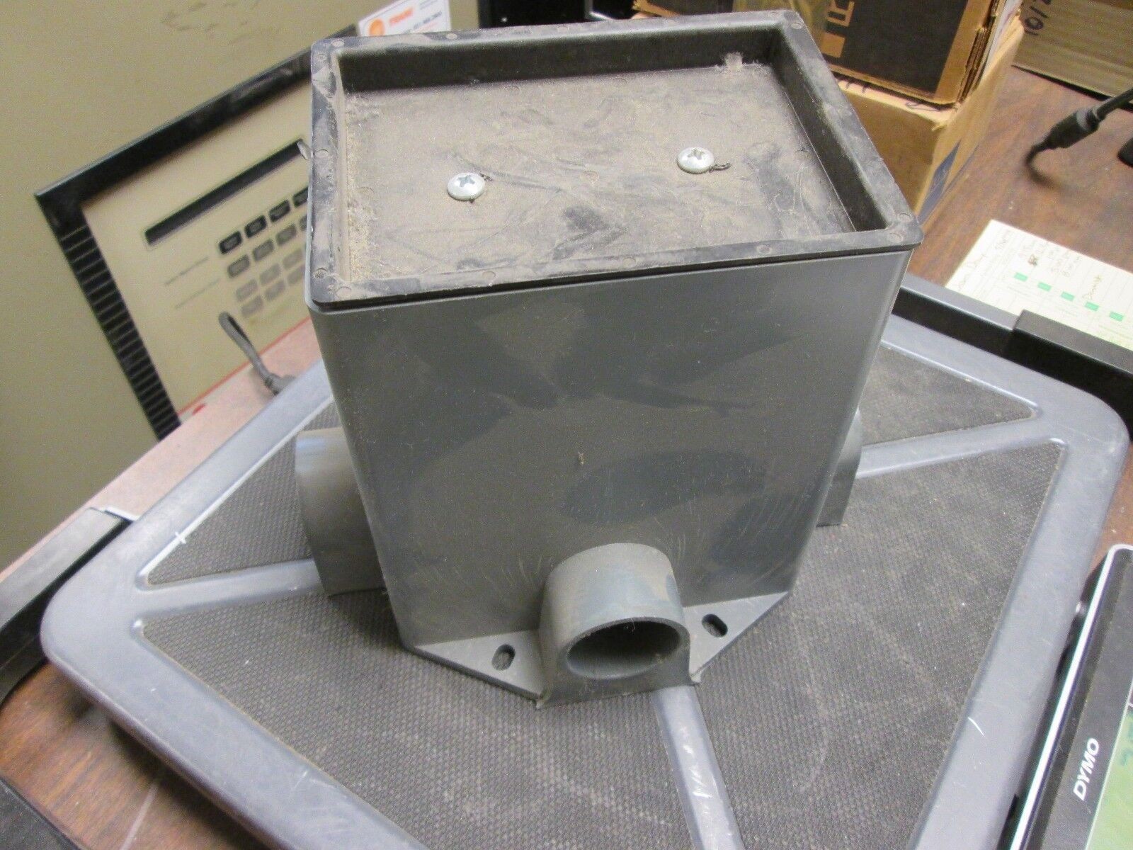 Thomas & Betts Non-metallic Single Gang Floor Box 641-P Reducers Not Included