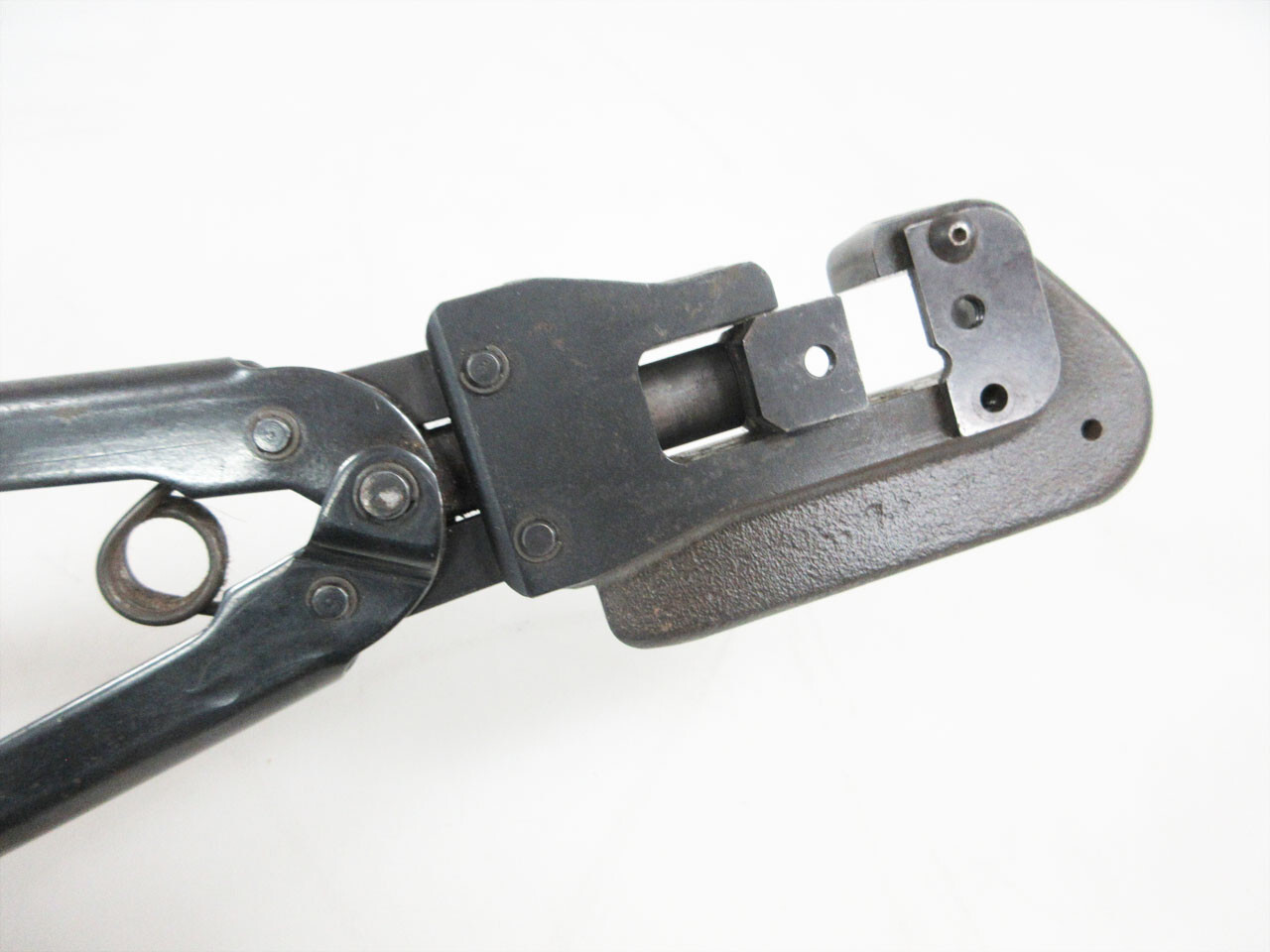 AMP 69710-1 -E HAND CRIMP TOOL C-HEAD FRAME NO DIE INSTALLED ~ TYCO