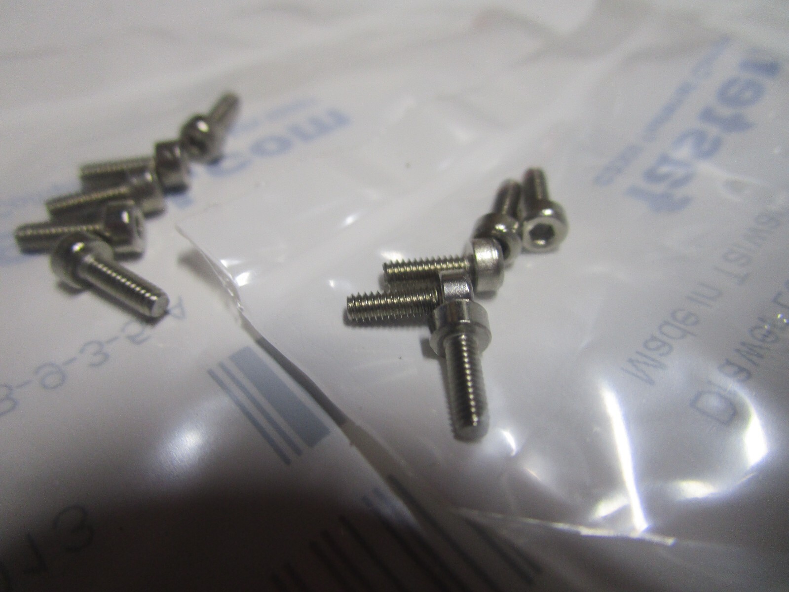 M2-0.4 x 6mm L 1.5mm Hex A2-70 Stainless Steel Socket Head Cap Screw QTY 10