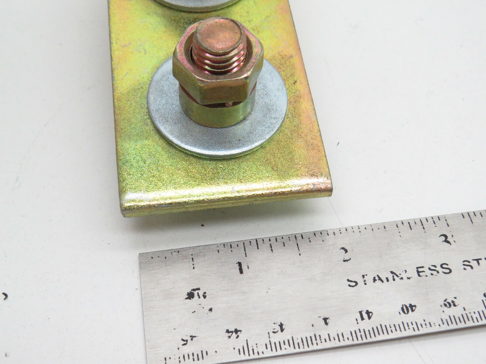 Isat ABHW12 Seismic Restraint Mounting Bracket (BRACKET ONLY, AS PICTURED)