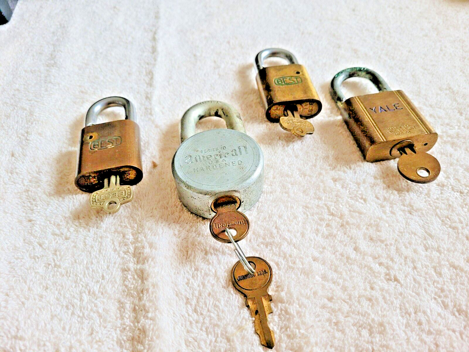 Heavy Duty Pad Locks 4, Best, Yale, American