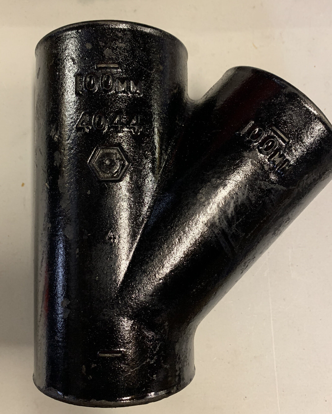 Tyler 4” x 4” Black Cast Iron No Hub Wye Pipe Fitting, 008262