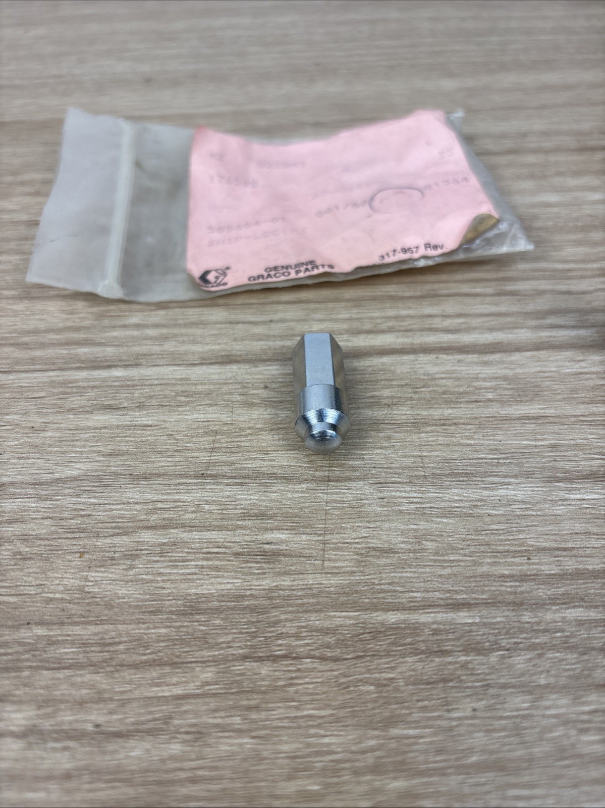 GRACO 176548, SCREW, ADJUSTING, GRACO SPARES 176-548