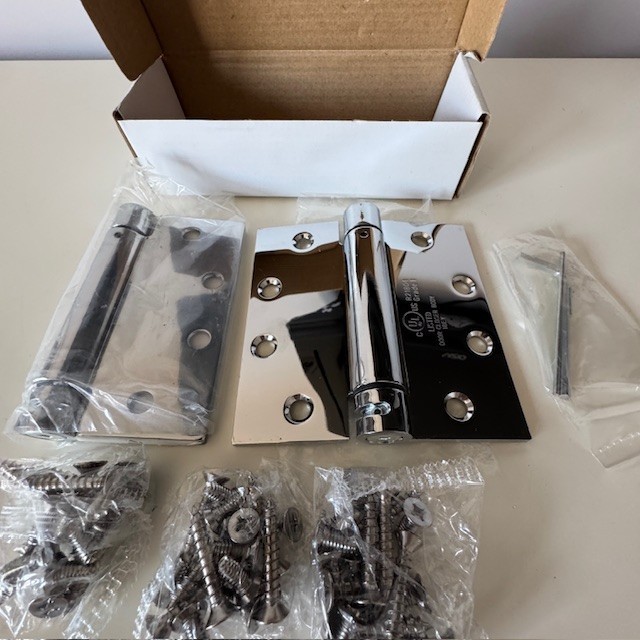 Doormarica Standard Weight Spring Hinge 4-1/2 x 4-1/2 in Chrome (2 Pack)