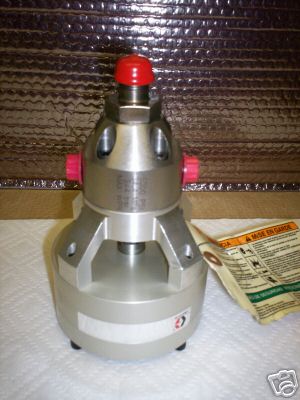 GRACO MODEL 918497 HIGH PRESSURE REGULATOR 5000PSI NEW CONDITION NO BOX