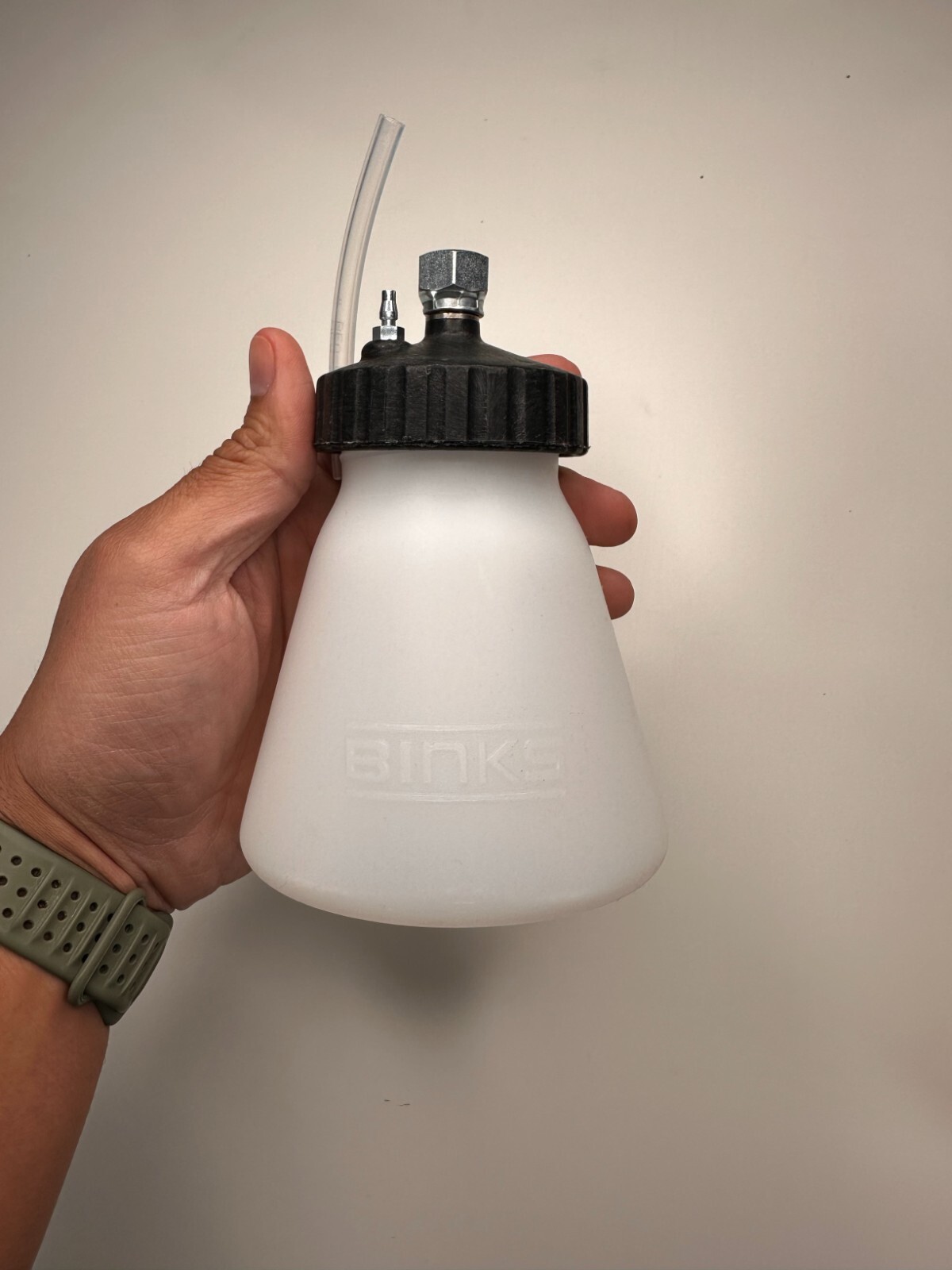 Binks 81-384 Polyethylene Siphon Cup 8 oz, Drip Proof – NEW IN BOX