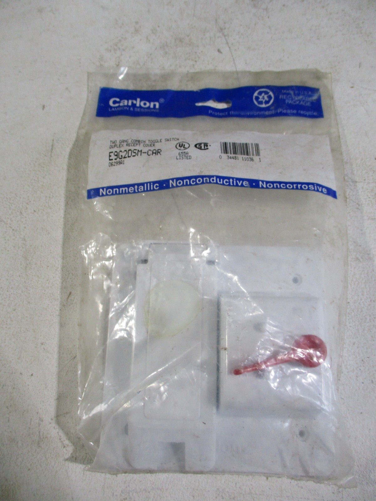 CARLON E9G2DSM-CAR E9G2DSM TWO GANG COMBIN SWITCH DUPLEX RECEPT COVER NEW
