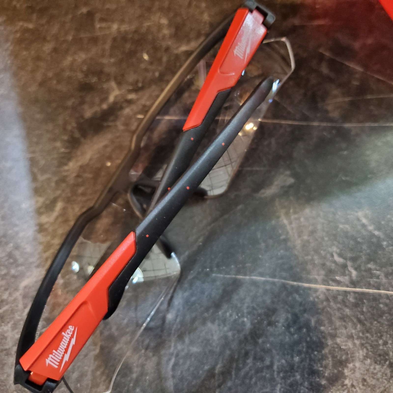 Milwaukee 48-73-2209 Safety Glasses +3.00 Magnification Anti-Scratch Open Box