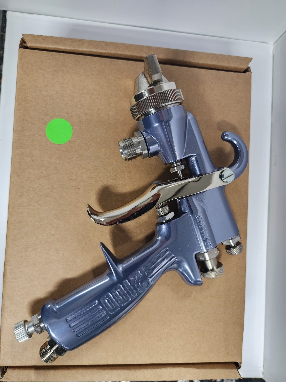 Binks 2101-5111-5 Conventional Spray Gun, Pressure, 0.110 In