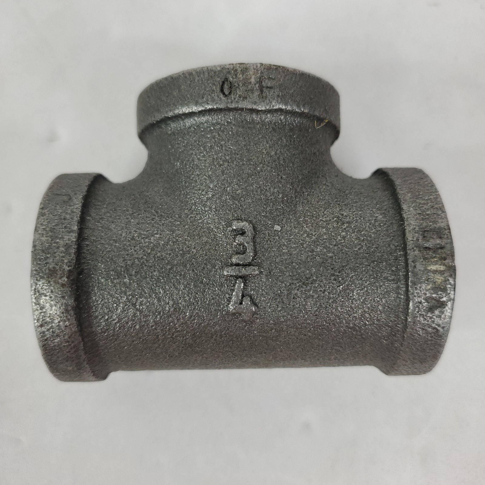Southland 3/4″ Standard Malleable Black Iron Tee 103667 520-604HN