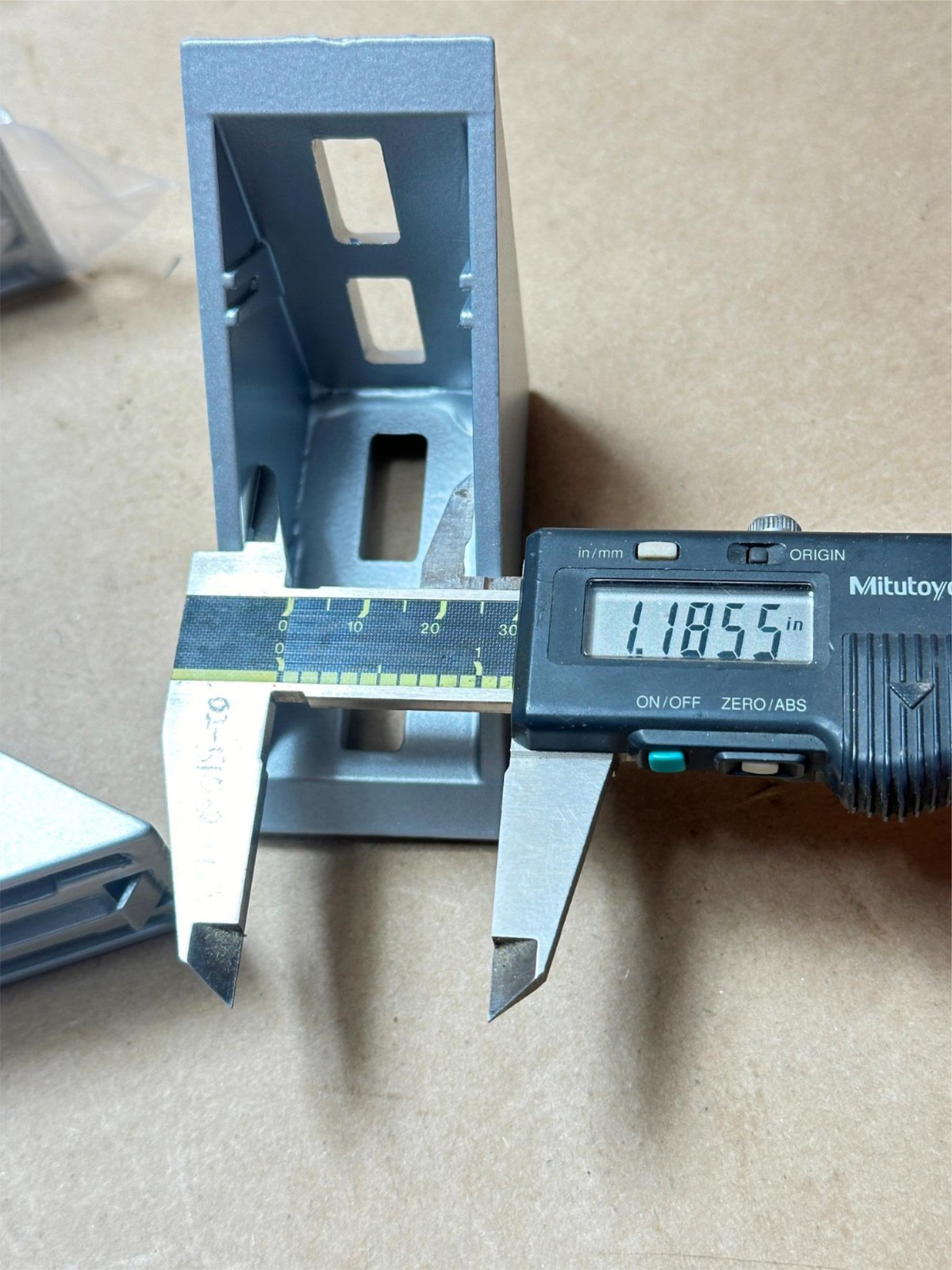 10x Pack 14101 Connection Angle 40/80 Flat Slot 10 Rack Enclosure Corner Bracket