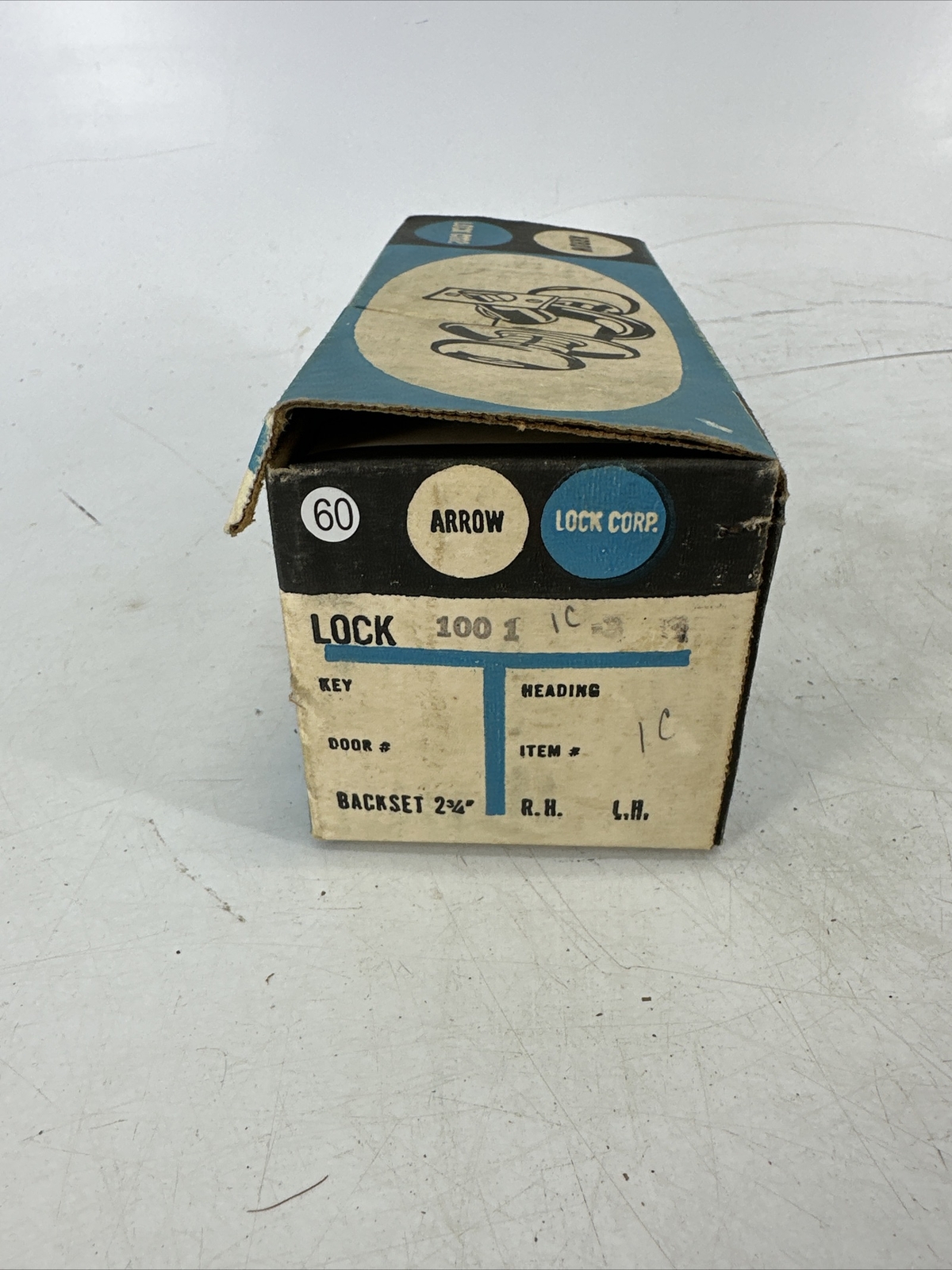 Arrow Lock Corp 1001 Door Knob Privacy Lock Set Mid Century Modern 2 3/4″