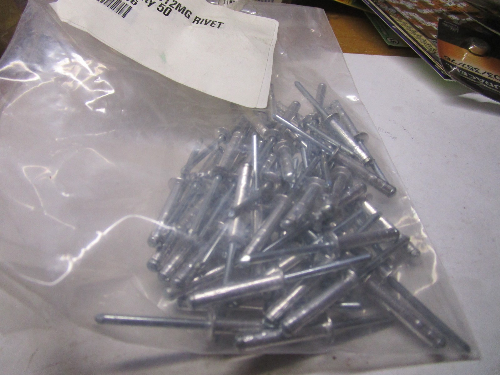 ABL610-612 MG 3/16″ Dia L Flange 0.500-0.781″ Grip Range Alum/Steel Rivet QTY 25