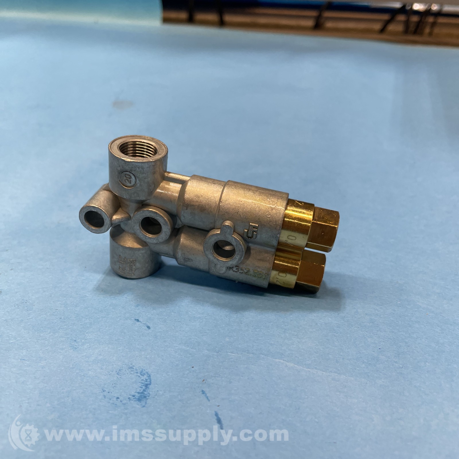 SKF 352-000-550 Piston Distributor FNIP