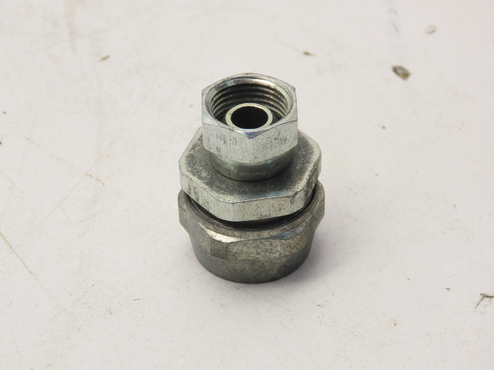 Bedford BD-12368 Reusable Paint Hose Fitting 1/2″ HOSE FITTING X 3/8″ NPS F
