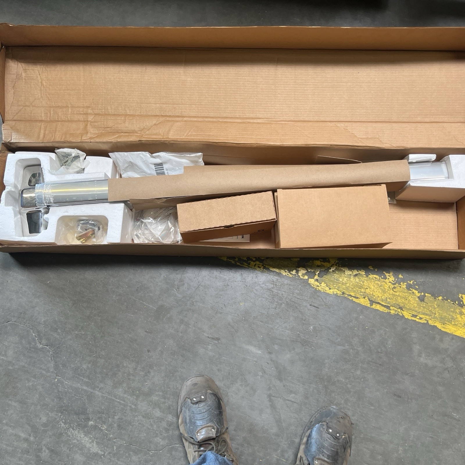Von Duprin 9849 Exit Device Hardware, US26, Right-Handed RHR, 4’7″, ED98.41968