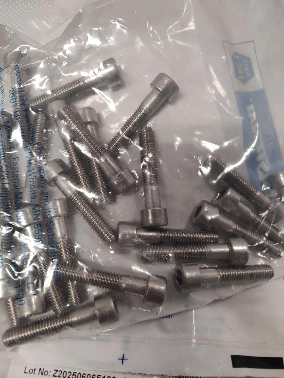 M8-1.25 x 40mm L 6mm Hex A2-70 Stainless Steel Socket Head Cap Screw QTY 100