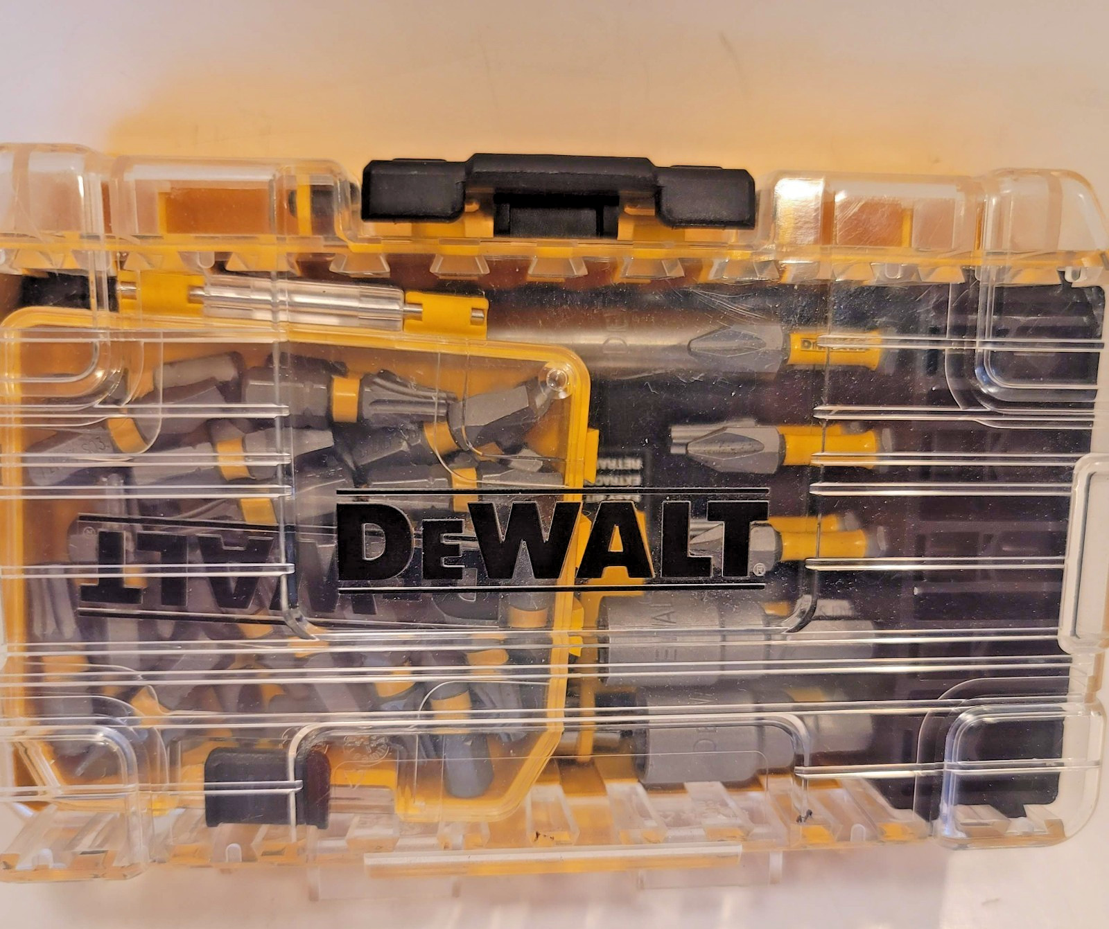 DWAMI40 DEWALT 40PC MAX IMPACT SCREWDRIVING SET NEW in TOUGH CASE