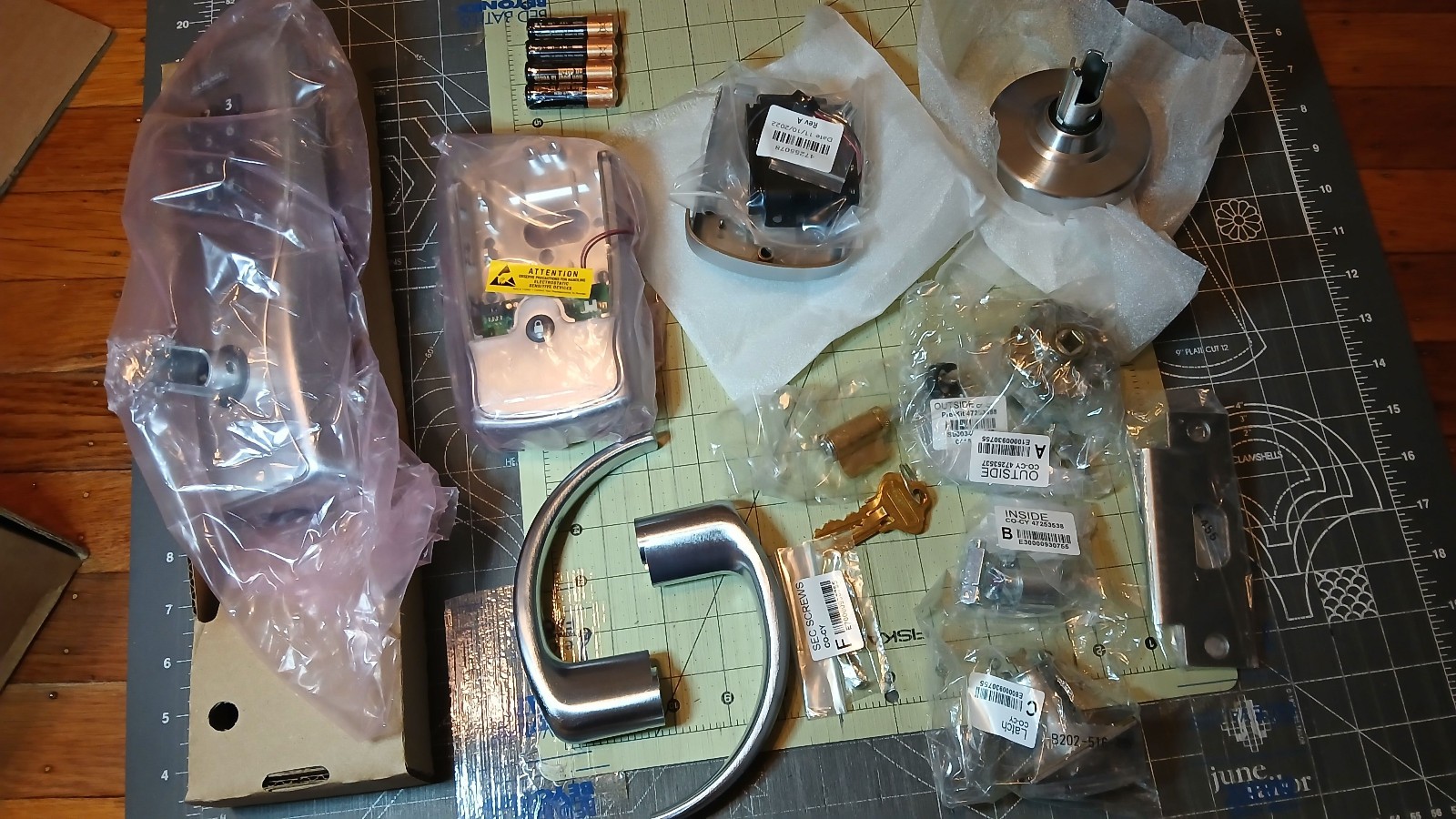 SCHLAGE CO200CY50 KP SPA 626 PD Right Hand Electronic Keyless Entry Door Lock