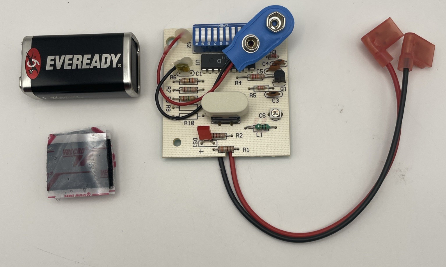 BEA 10T300PB – Digital Battery Powered Ada Transmitter – 300MHz