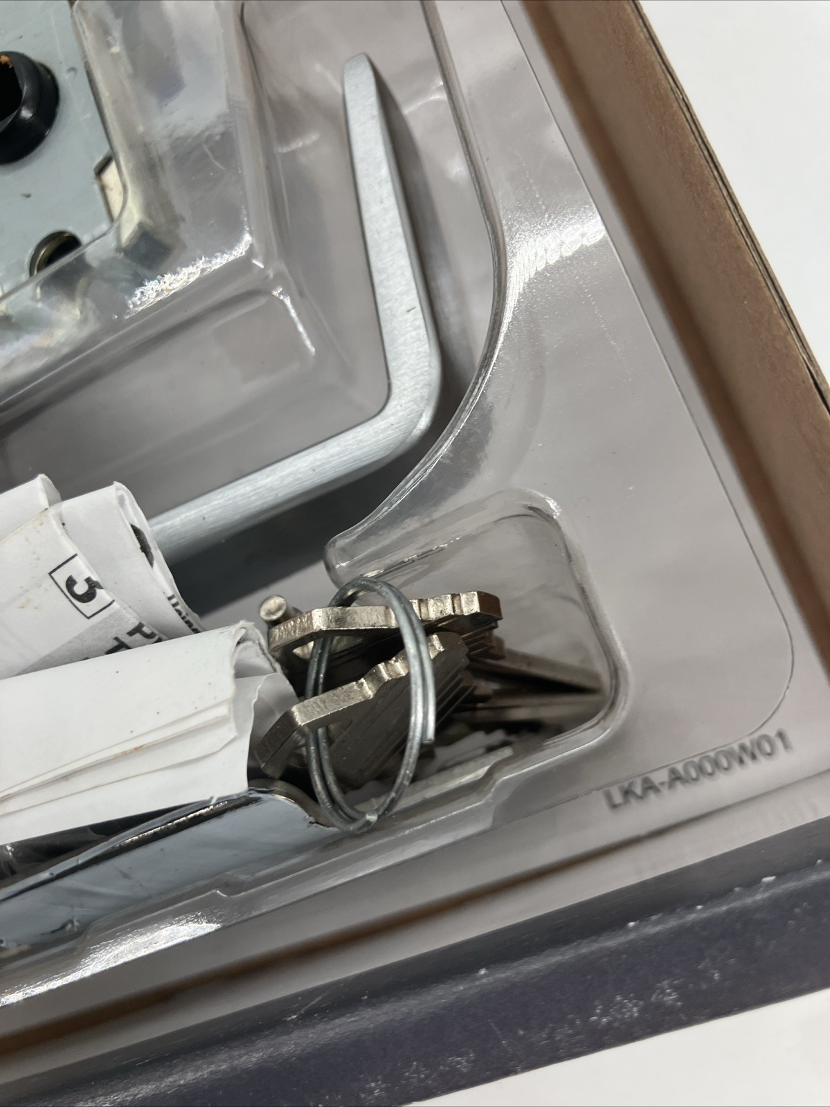 Universal Hardware Keyed Entry Storeeoom Lever Flat Satin Chrome UH40050 New