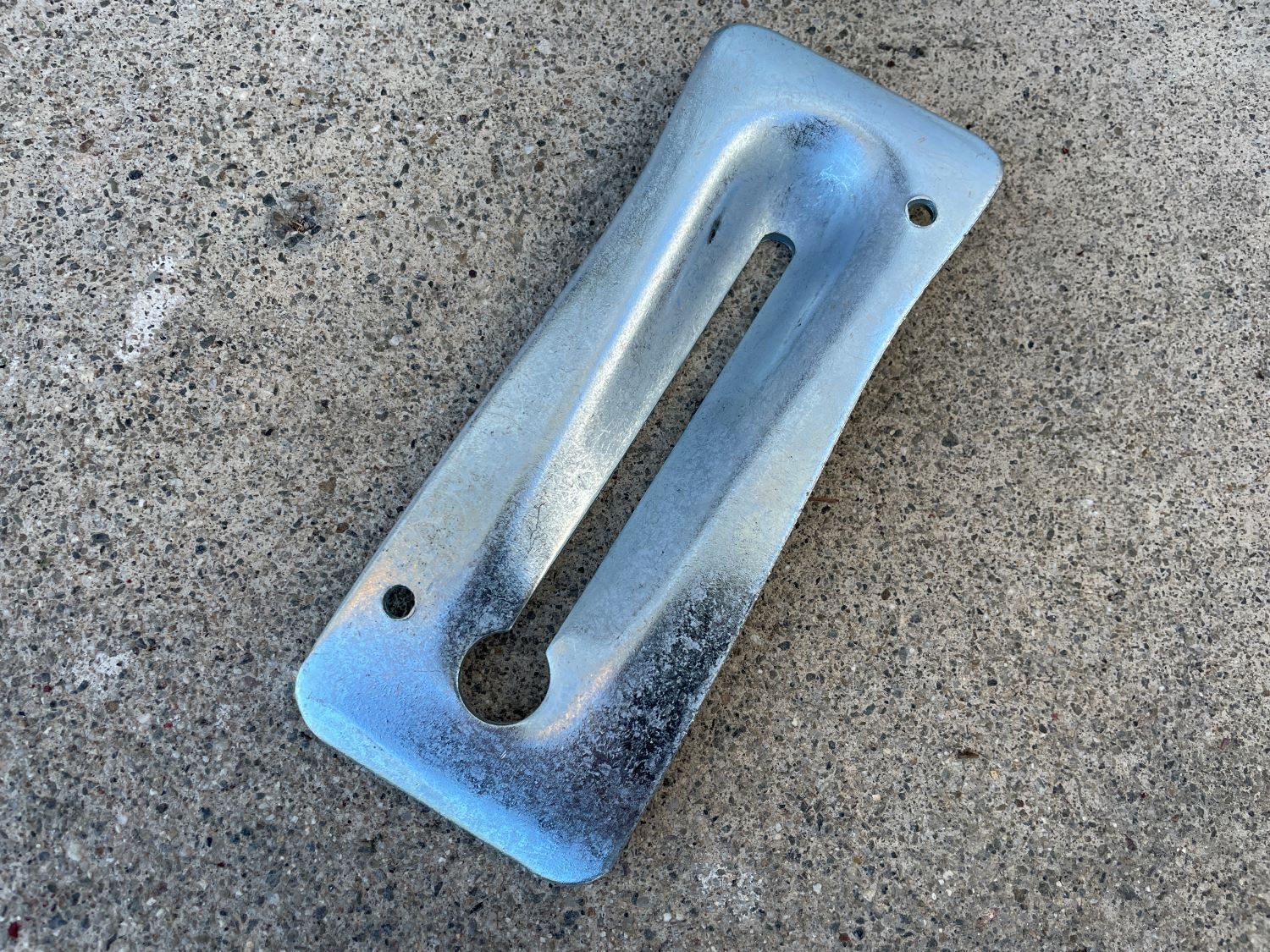 Sandbaggy Galvanized Steel Snap Tie Wedges (2 ⅜” x 6 ⅛”) for Concrete Formwork