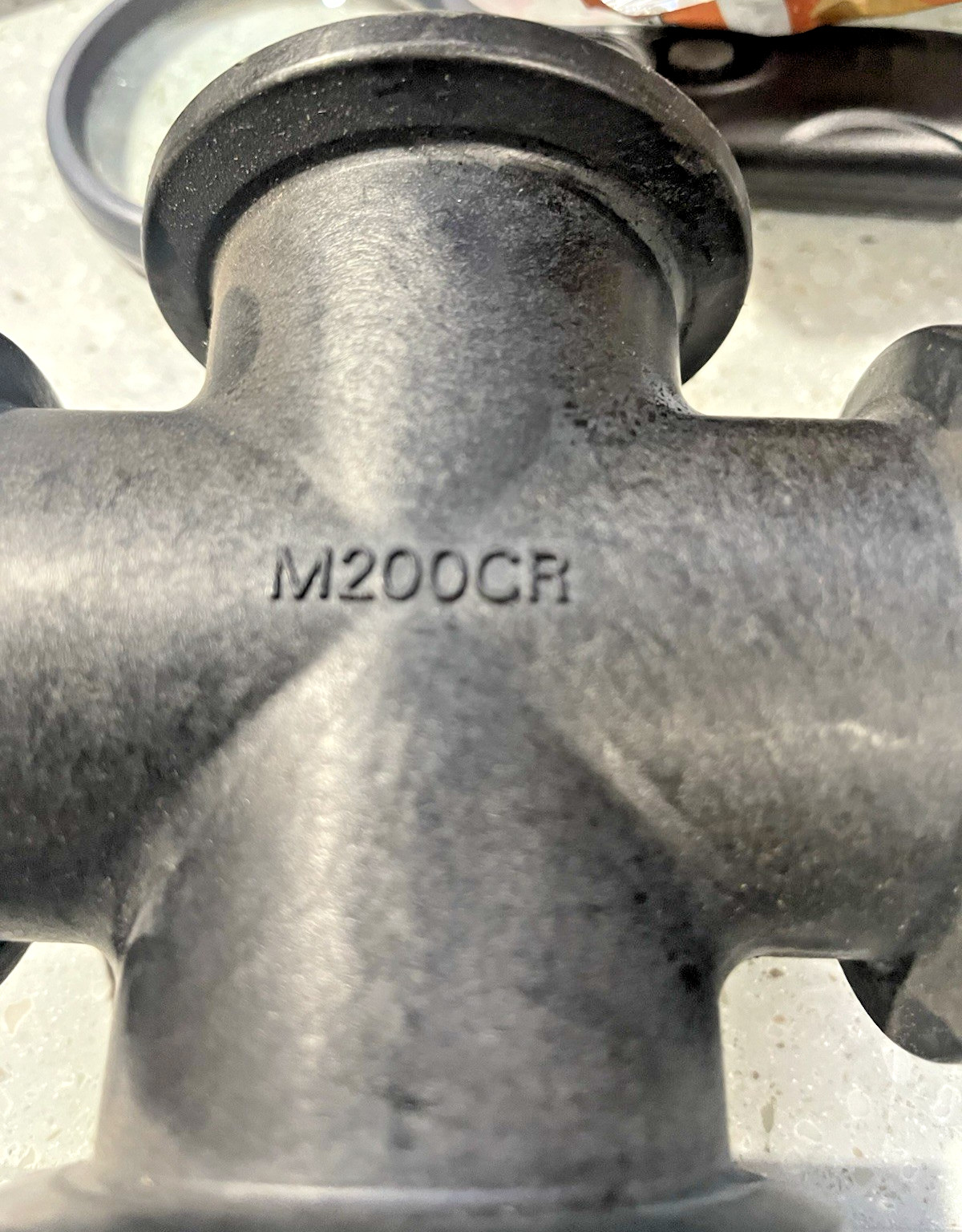 Banjo M200CR 2″ Flanged Cross
