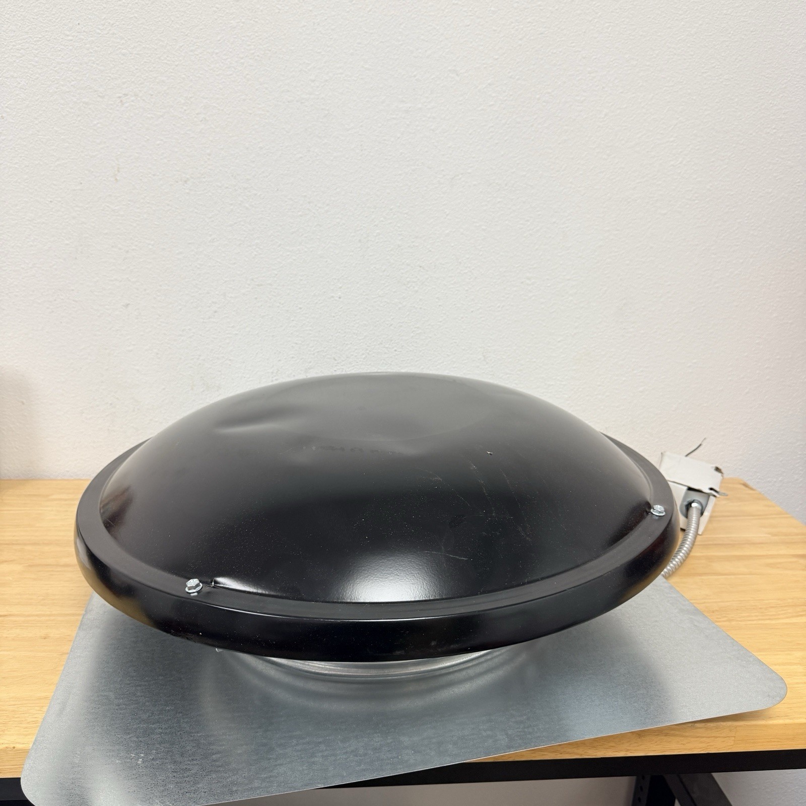 Master Flow 1250 CFM Black Galvanized Quick Connect Power Roof Mount Attic Fan