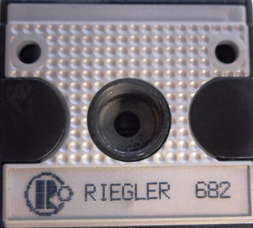 RIEGLER, REGULATOR, 682, 3/8″ & 1/4″ PORTS