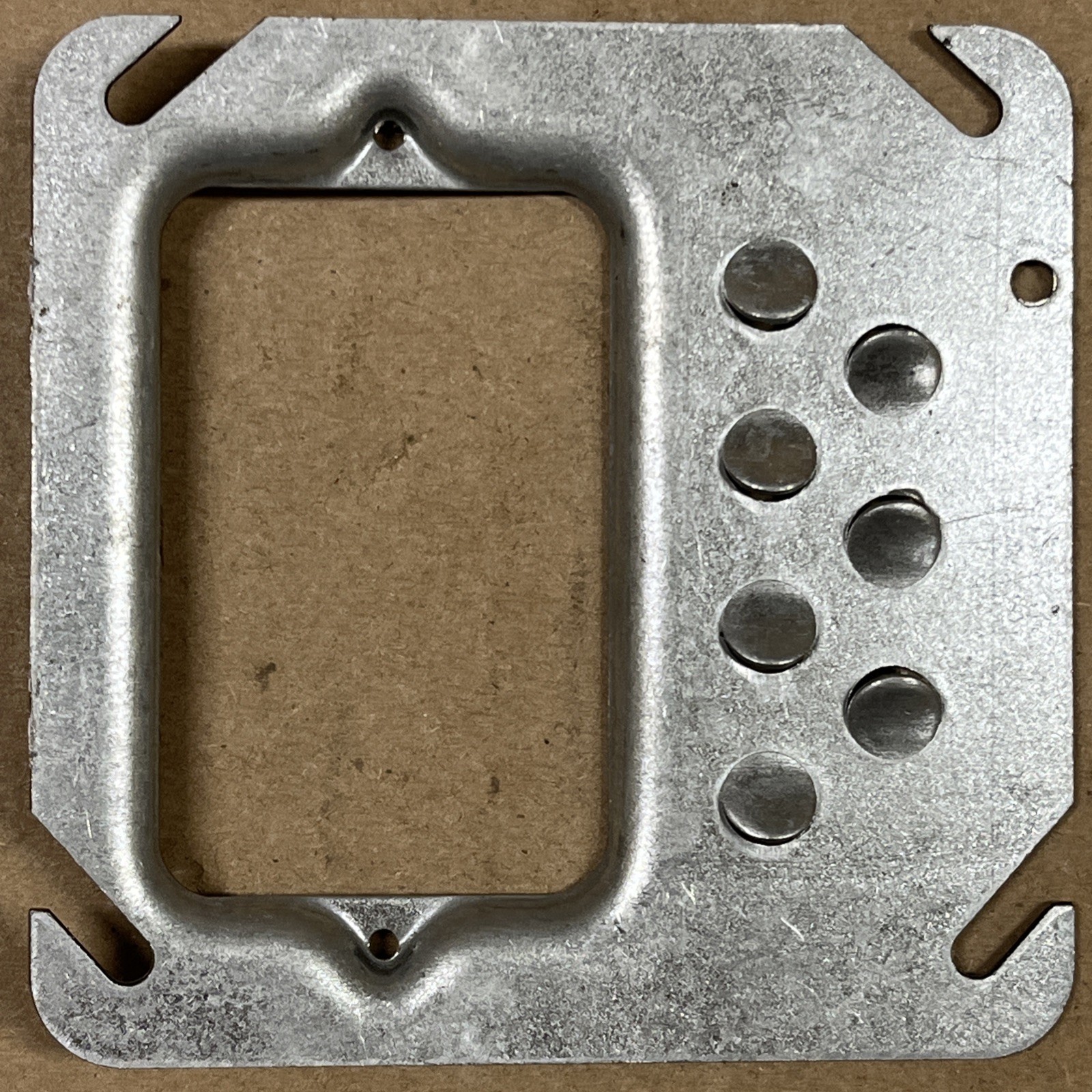 Steel City 52C10 Single Gang Device 1/4″ Offset Raised Mud Ring