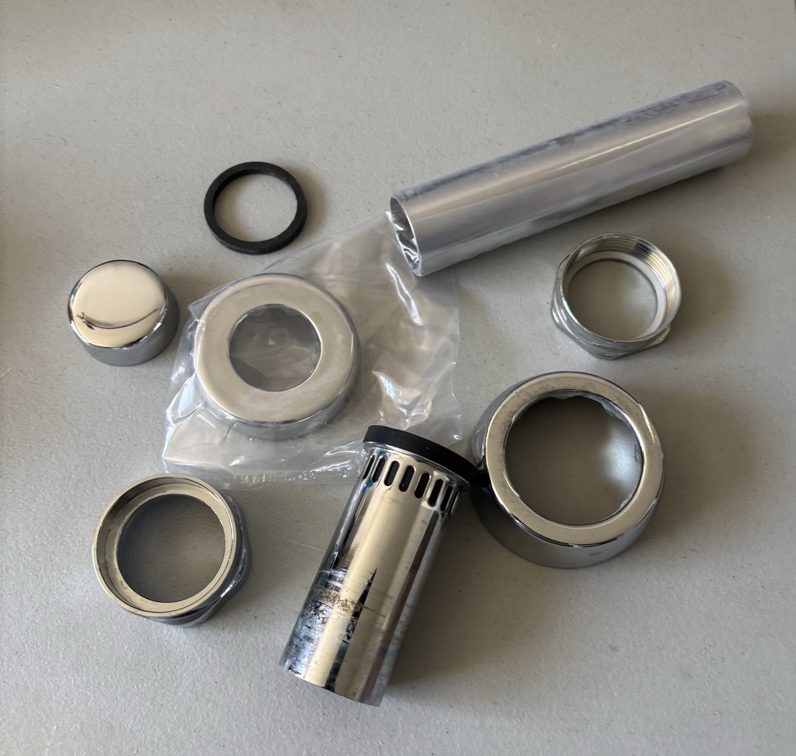 American Standard Toilet Flushometer Valve 1.28/1.1 GPF 6247121.002