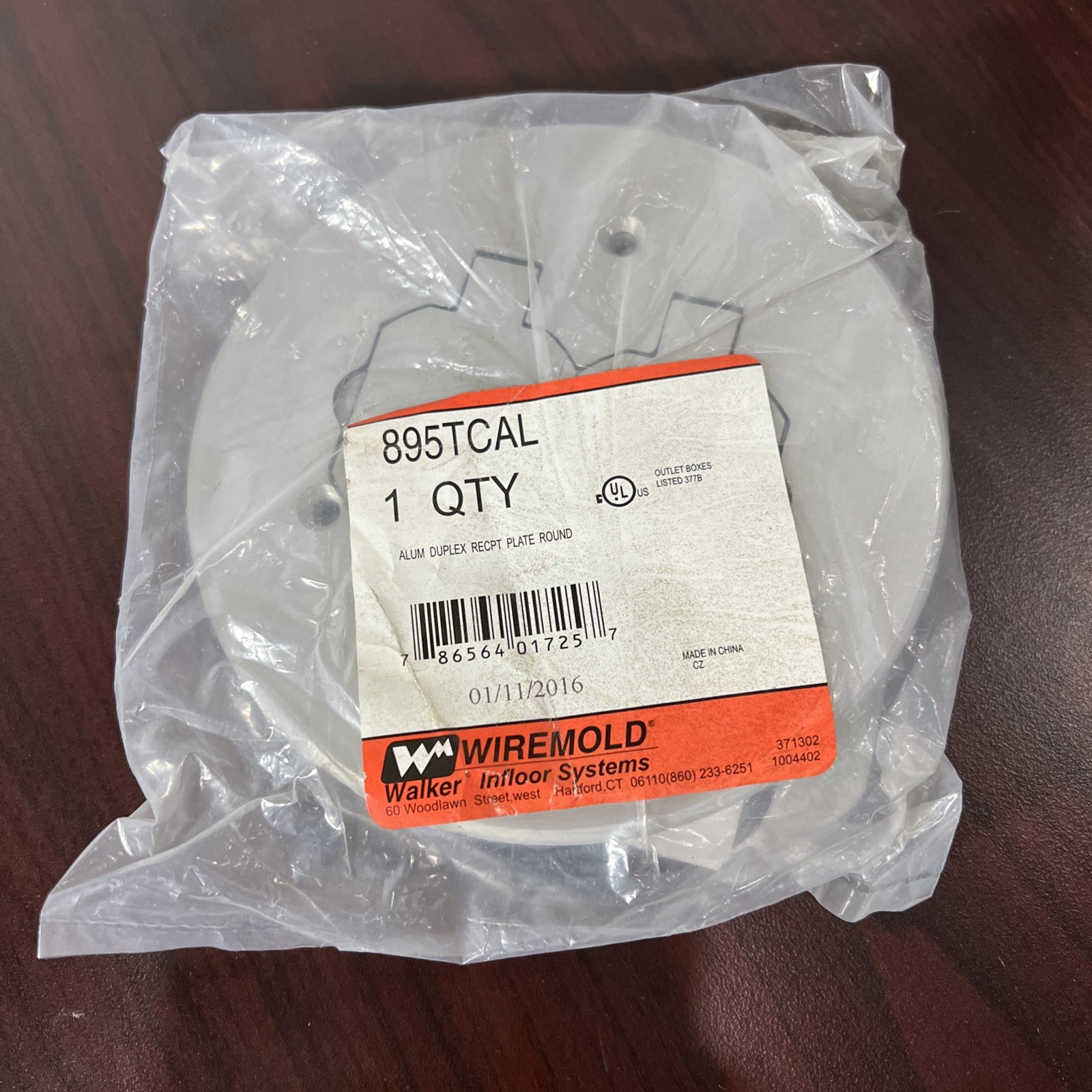 WIREMOLD 895TCAL-BS ROUND CARPET FLOOR-BOX DUPLEX COVER PLATE Electrical