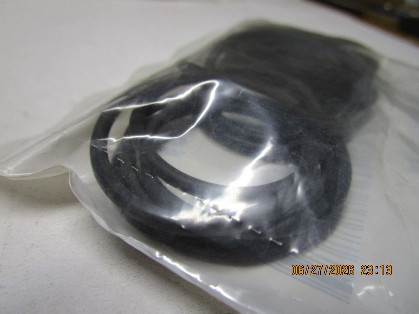 #125 1-5/16″ID x 1-1/2″OD 0.103″ Cross Section Nitrile Standard O-Ring QTY 15