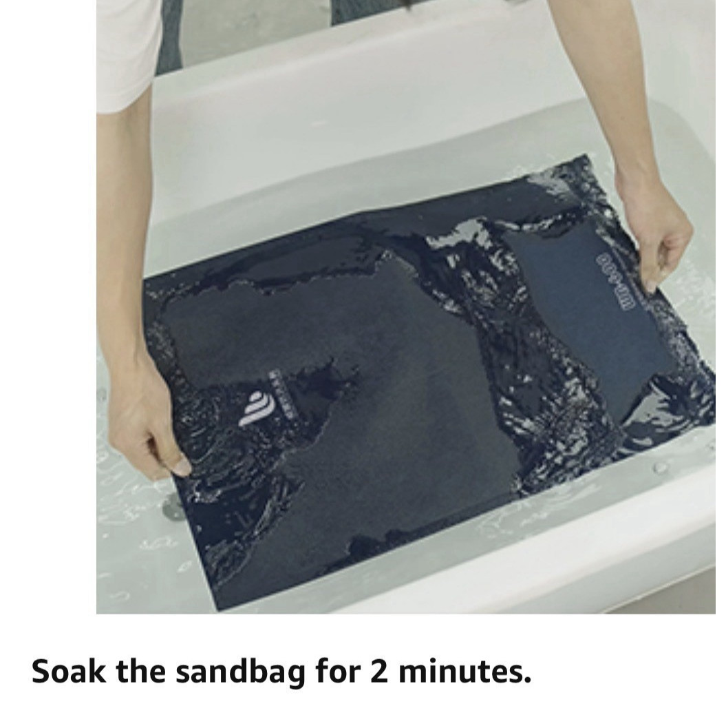 Weightless Sandbags 10 Pack 24×16’’ H2O Activated EZ Store EZ Carry 40lb XPanded
