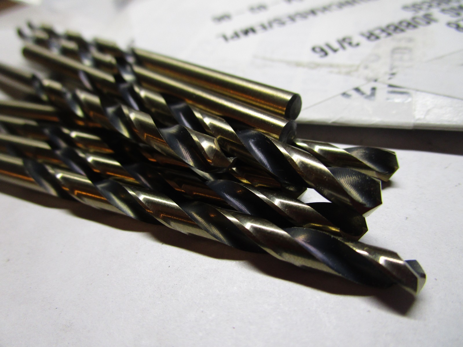 3/16″ x 3-1/2″ OAL 135° Split Black/Gold HSS Straight Jobber Drill QTY 8