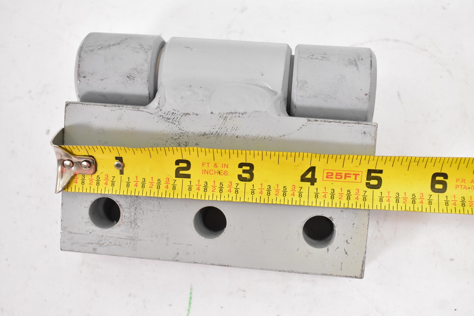 Weld-on Hinge Heavy Duty Surface-Mounted Steel Side Mount Gray Painted Hardware