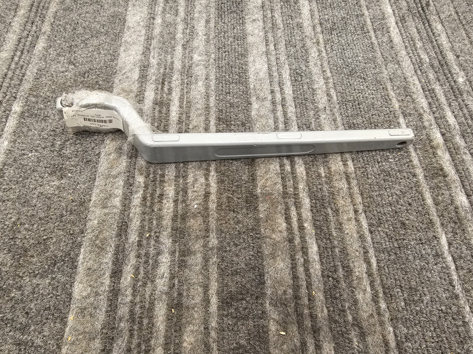 C4252-14A Outswing Arm Assembly 14T – Clear Anodized Fits Door Controls