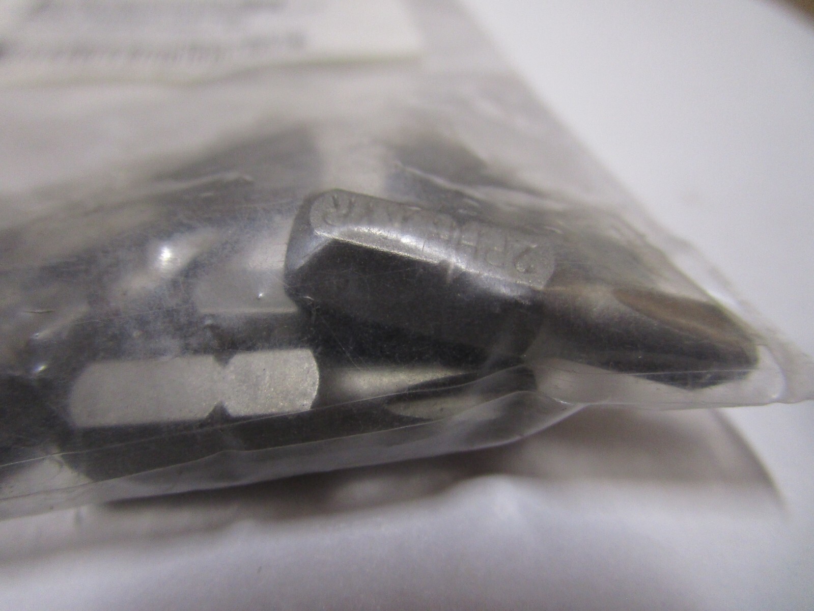 #2R Phillips 1/4″ Hex 1″ OAL Extra Hard Insert Bit QTY 8