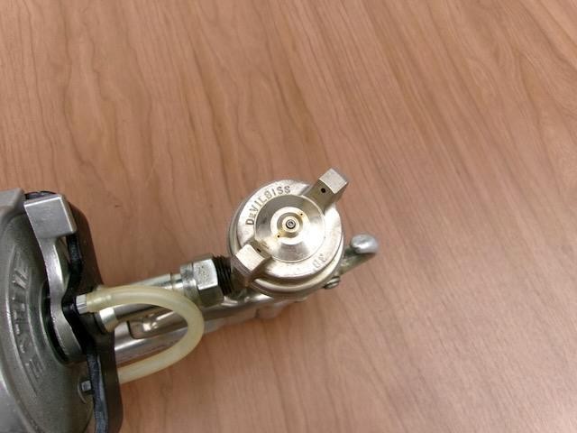 DEVILBISS TYPE MBC PAINT SPRAY GUN WITH BINKS CANISTER # 30 TIP FREE SHIPPING