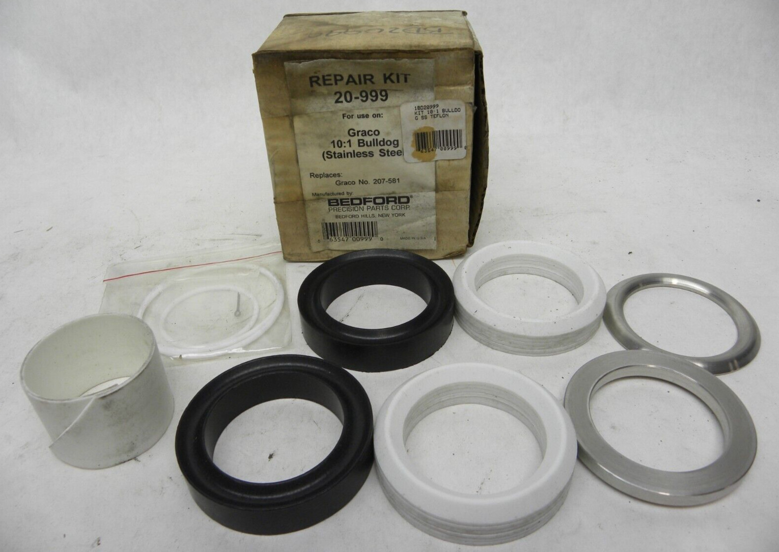 Open box – BEDFORD 20-999 Repair Kit For Graco 10:1 Bulldog (Replaces 207-581)