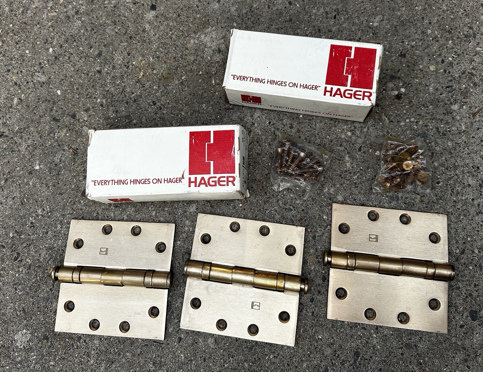 6 (Six) 3 Pairs Hager BB1279 4.5 x 4.5 US10 Door Hinges 4 1/2″ W/ Hardware